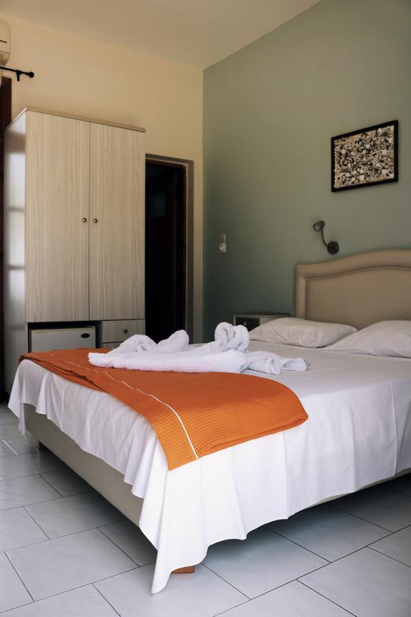 Esperida Rooms & Studios Amoopi Bagian luar foto